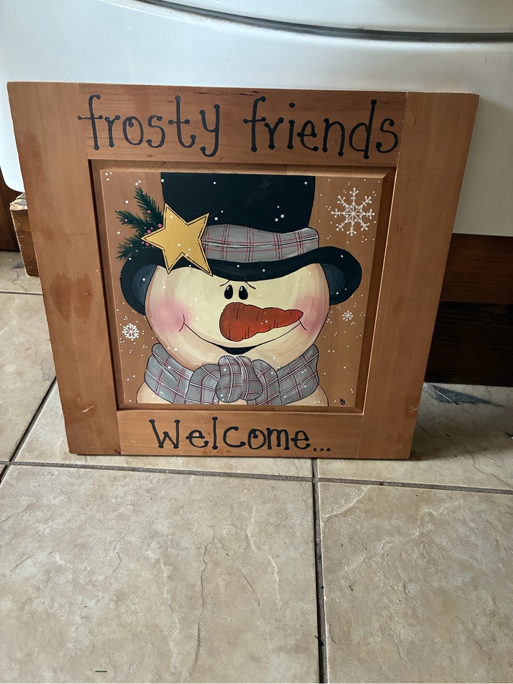 Frosty Friends Welcome Wooden Holiday Wall Art - Brown